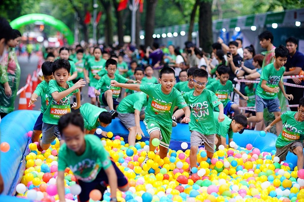 Giải chạy Mastercard Kids run năm 2023 đã trở thành một hoạt động thể thao thú vị, thu hút được nhiều bạn nhỏ tham gia