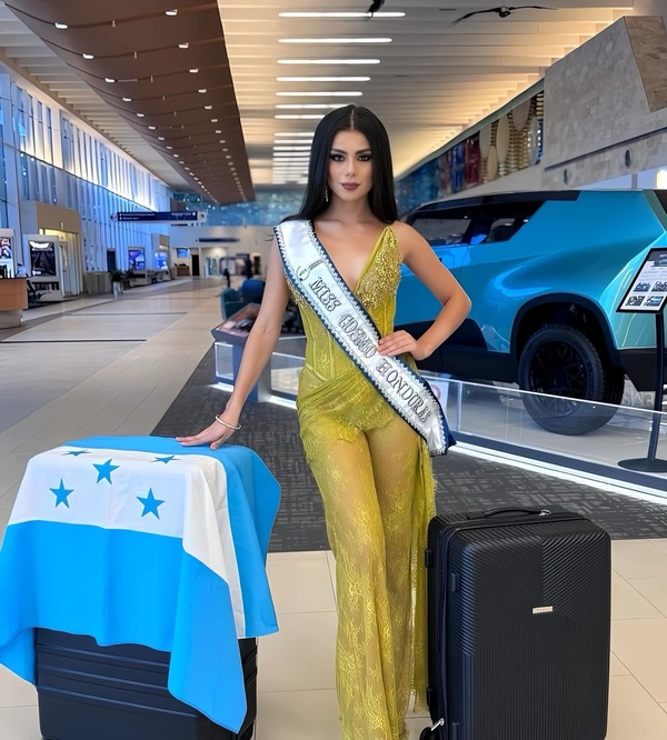 Miss Cosmo Honduras - Britthany Marroquín 