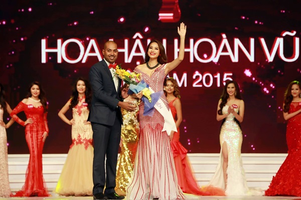 Hoa Hậu Hoàn Vũ Việt Nam 2015 – Phạm Hương